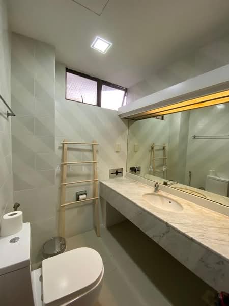 Jervois Grove, 100 Jervois Road, 3 Bedrooms, 1,410 sqft, Apartment For Rent, by Alice Yap, 500233058 - Bathroom - PropertyGuru.com.sg