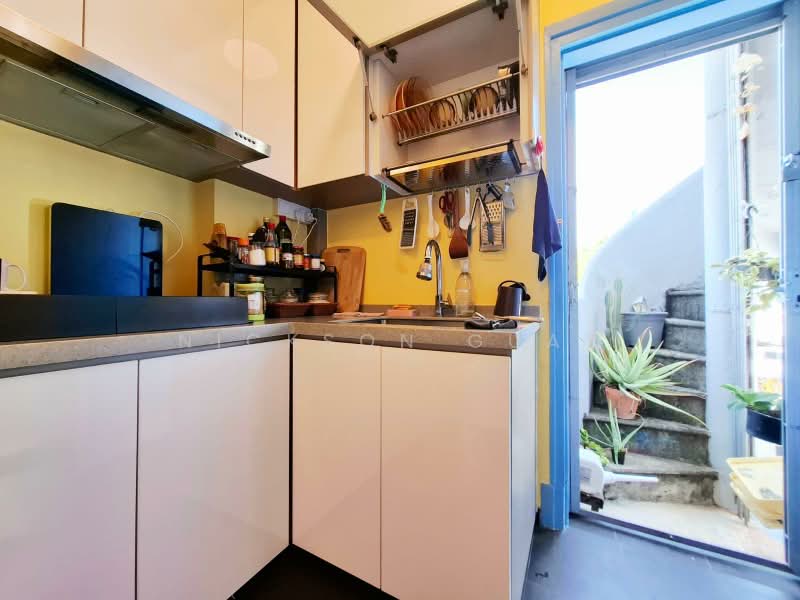 Rare Private Walk up 1 bedroom apartment for rent! 012, , 1 Bedroom, 527 sqft, HDB Flat For Rent, by Nickson Guay, 500233064 - Kitchen - PropertyGuru.com.sg