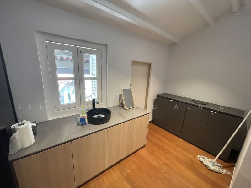 Neil Road, Neil Road, 3,000 sqft, Shop / Shophouse For Sale, by Lee Chun Peng Adnic, 500233070 - Interior - CommercialGuru.com.sg