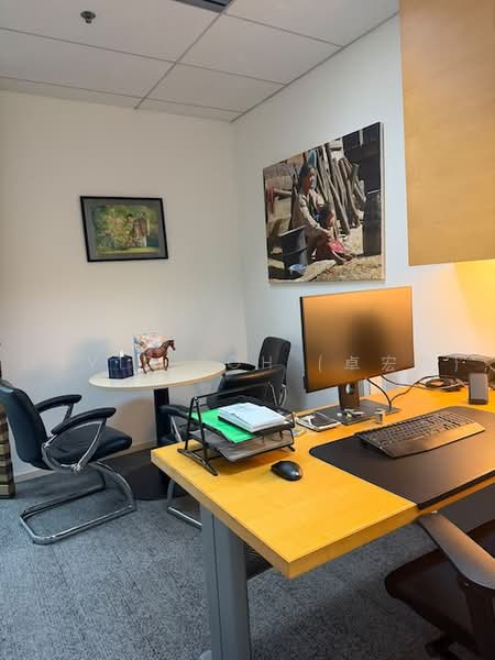 Regular Layout Fitted Office, Raffles Place, , 1,345 sqft, Office For Rent, by David Toh (卓宏森), 500233073 - Study - CommercialGuru.com.sg