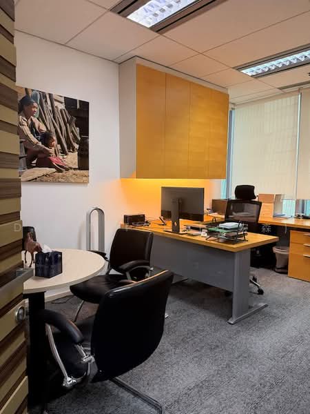 Regular Layout Fitted Office, Raffles Place, , 1,345 sqft, Office For Rent, by David Toh (卓宏森), 500233073 - Study - CommercialGuru.com.sg