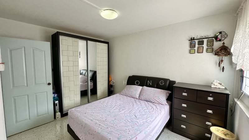489 Jurong West Avenue 1, 489 Jurong West Avenue 1, 2 Bedrooms, 785 sqft, HDB Flat For Sale, by KC Chong, 500233079 - PropertyGuru.com.sg