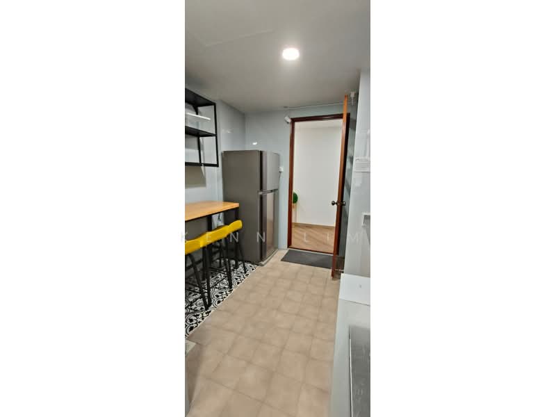 Simei Green Condominium, 1 Simei Street 4, 6 Bedrooms, 1,249 sqft, Condominium For Sale, by Kenn Lim, 500233082 - Kitchen - PropertyGuru.com.sg