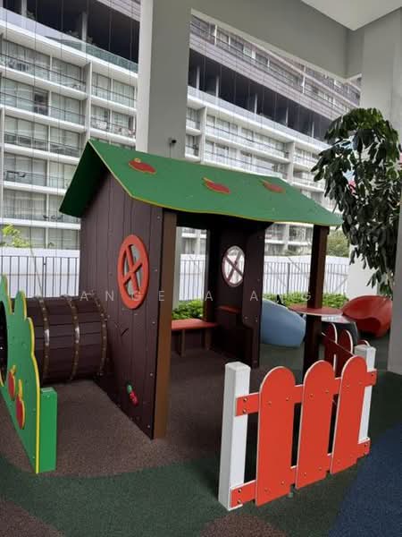 Helios Residences, 17 Cairnhill Circle, 2 Bedrooms, 1,281 sqft, Condominium For Rent, by Angela Ang, 500233083 - Exterior - PropertyGuru.com.sg