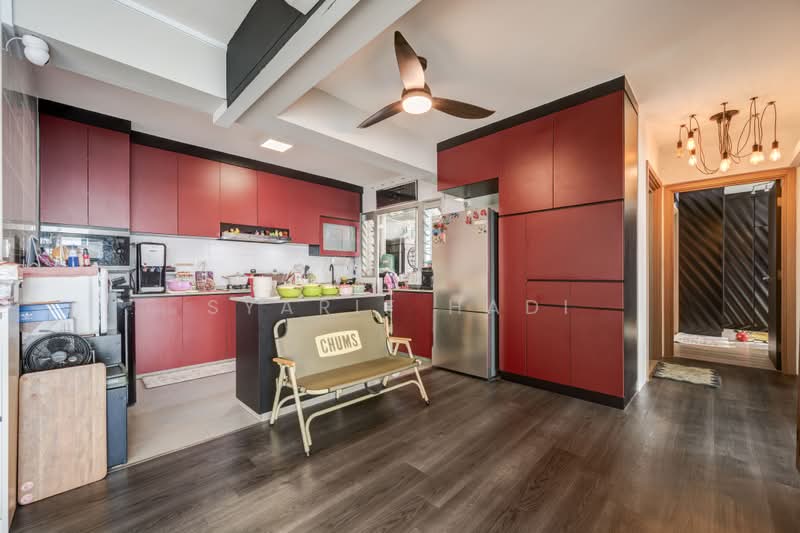 422A Northshore Drive, 422A Northshore Drive, 3 Bedrooms, 1,216 sqft, HDB Flat For Sale, by Syarif Hadi, 500233086 - Kitchen - PropertyGuru.com.sg