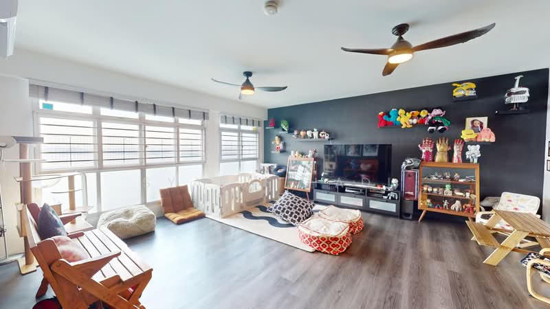 422A Northshore Drive, 422A Northshore Drive, 3 Bedrooms, 1,216 sqft, HDB Flat For Sale, by Syarif Hadi, 500233086 - Living Room - PropertyGuru.com.sg