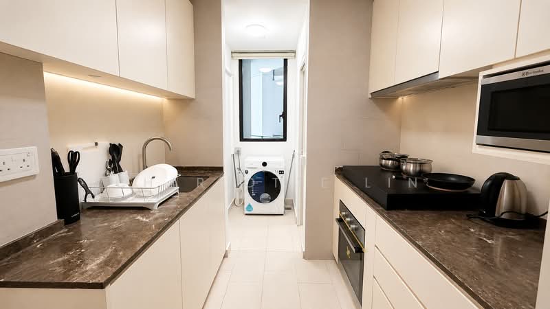 The Crest, 101 Prince Charles Crescent, Room Rental, 120 sqft, Condominium For Rent, by Charlotte Lin, 500233089 - Kitchen - PropertyGuru.com.sg