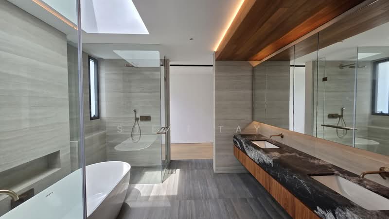 ✰ BN Designer GCBA Bungalow by Renowned Architect. TOP 2026, 5 Huge Bedrooms, 18m Pool. Cul_de_sac, OEI TIONG HAM PARK / LEEON PARK / JALAN SAMPURNA / JALAN HARUM / JALAN PELANGI, 5 Bedrooms, 19,800 sqft, Detached House For Sale, by Steve Tay, 500233091 - Bathroom - PropertyGuru.com.sg