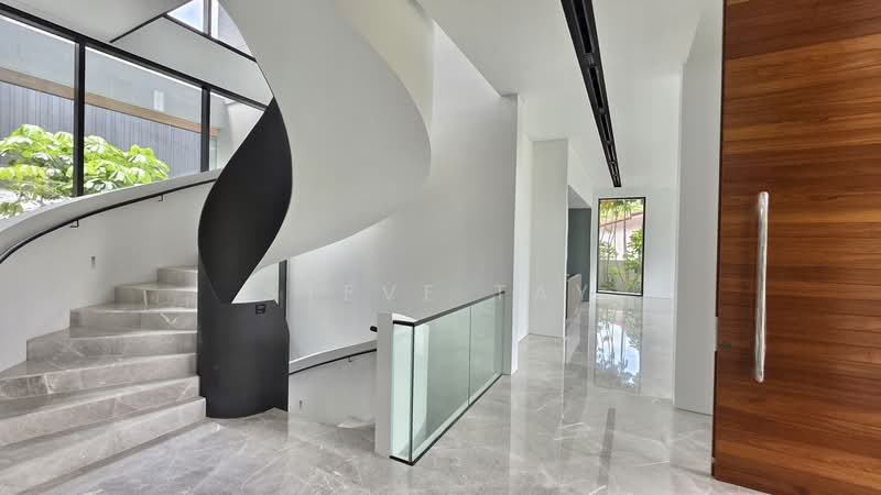 ✰ BN Designer GCBA Bungalow by Renowned Architect. TOP 2026, 5 Huge Bedrooms, 18m Pool. Cul_de_sac, OEI TIONG HAM PARK / LEEON PARK / JALAN SAMPURNA / JALAN HARUM / JALAN PELANGI, 5 Bedrooms, 19,800 sqft, Detached House For Sale, by Steve Tay, 500233091 - Entrance - PropertyGuru.com.sg