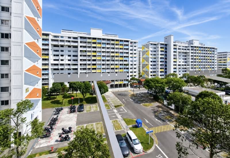 416 Bukit Batok West Avenue 4, 416 Bukit Batok West Avenue 4, 2 Bedrooms, 786 sqft, HDB Flat For Sale, by Bjorn Lim, 500233100 - Exterior - PropertyGuru.com.sg