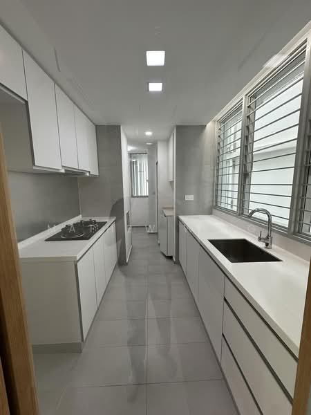 The Vermont On Cairnhill, 12A Cairnhill Rise, 3 Bedrooms, 1,432 sqft, Apartment For Rent, by Mathew Wong, 500233112 - Kitchen - PropertyGuru.com.sg