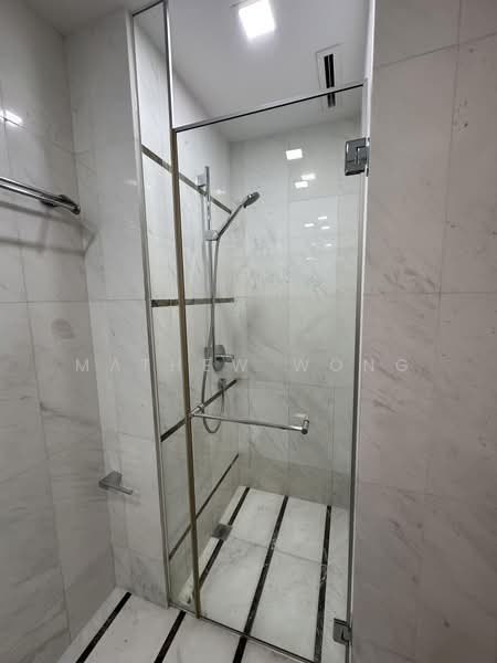 The Vermont On Cairnhill, 12A Cairnhill Rise, 3 Bedrooms, 1,432 sqft, Apartment For Rent, by Mathew Wong, 500233112 - Bathroom - PropertyGuru.com.sg