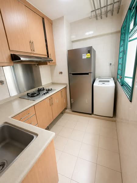 11 Farrer Park Road, 11 Farrer Park Road, 3 Bedrooms, 968 sqft, HDB Flat For Sale, by Dennis Lim, 500233115 - Kitchen - PropertyGuru.com.sg