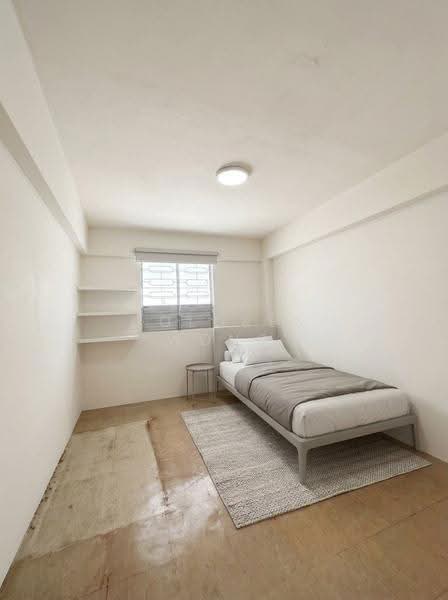 180 Bukit Batok West Avenue 8, 180 Bukit Batok West Avenue 8, Dairy Farm / Bukit Panjang / Choa Chu Kang, 2 Bedrooms, 721 sqft, HDB Flat For Sale, by Dolores Wong, 500233117 - Bedroom - PropertyGuru.com.sg