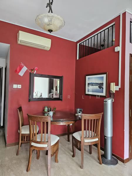 The Edgewater, 211 Jalan Loyang Besar, Changi Airport / Changi Village, 3 Bedrooms, 2,400 sqft, Condominium For Sale, by Jinder Lim, 500233131 - Dining Room - PropertyGuru.com.sg