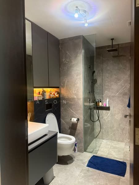 Irwell Hill Residences, 2 Irwell Hill, Studio, 398 sqft, Condominium For Sale, by Jason Chia, 500233139 - Bathroom - PropertyGuru.com.sg