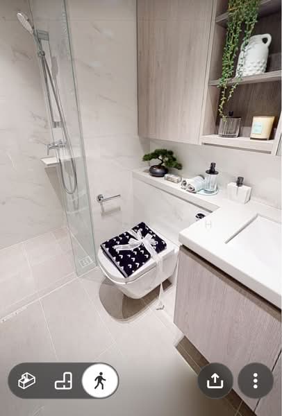 The LakeGarden Residences, 80 Yuan Ching Road, 2 Bedrooms, 678 sqft, Condominium For Sale, by Jason Oh, 500233155 - Bathroom - PropertyGuru.com.sg