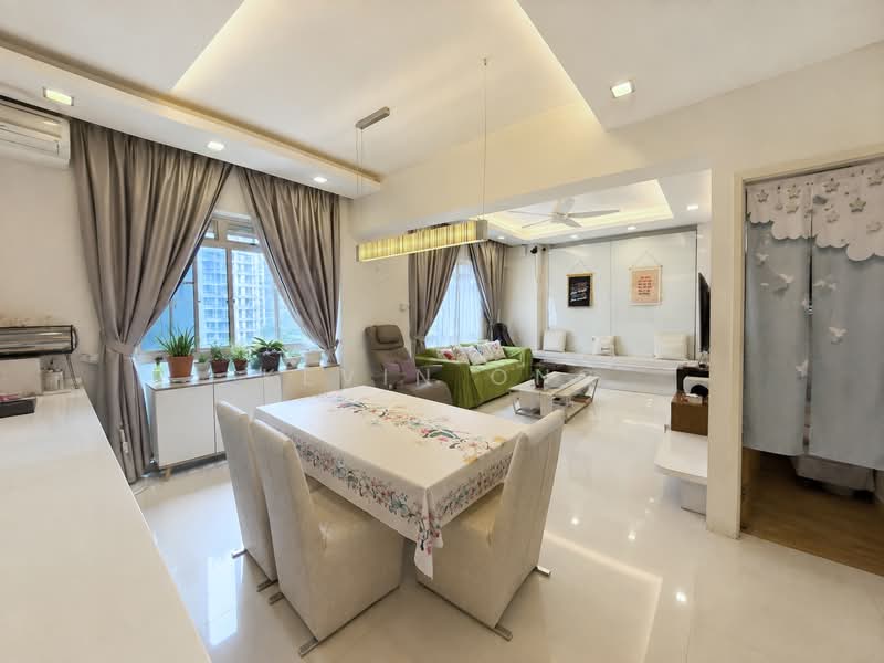 Ava Towers, 10 Ava Road, 3 Bedrooms, 1,173 sqft, Apartment For Sale, by Kevin Ong, 500233160 - Living Room - PropertyGuru.com.sg