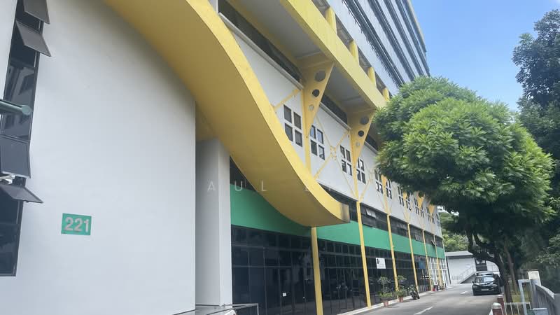 211 Henderson, 211 Henderson Road, Alexandra / Commonwealth, 1,238 sqft, Light Industrial (B1) For Sale, by Paul Lim, 500233178 - Exterior - CommercialGuru.com.sg