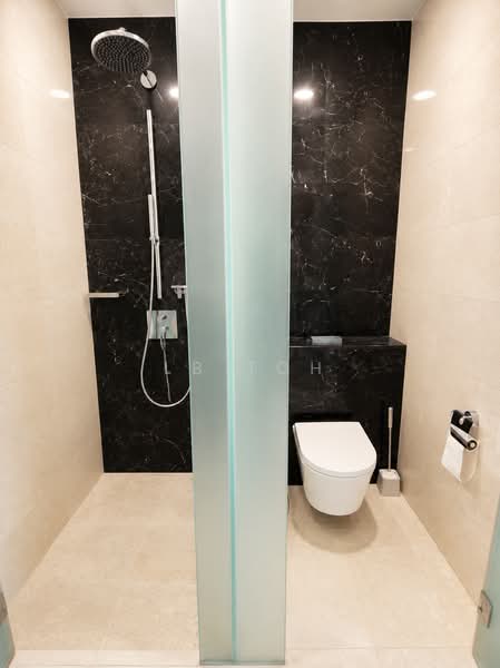 Seahill, West Coast Crescent, 1 Bedroom, 786 sqft, Condominium For Sale, by LB Toh, 500233181 - Bathroom - PropertyGuru.com.sg