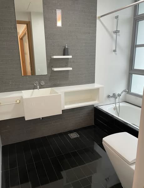 Park Infinia at Wee Nam, 2 Lincoln Road, 1 Bedroom, 560 sqft, Condominium For Rent, by Ida Santoso, 500233185 - Bathroom - PropertyGuru.com.sg