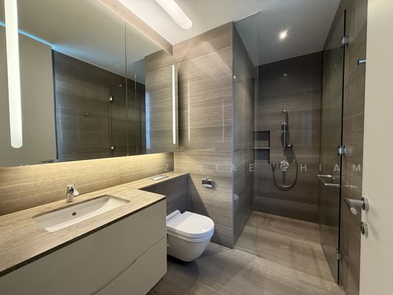 Lloyd SixtyFive, 65 Lloyd Road, 3 Bedrooms, 2,422 sqft, Condominium For Rent, by Melody Azyliae Chiam, 500233190 - Bathroom - PropertyGuru.com.sg