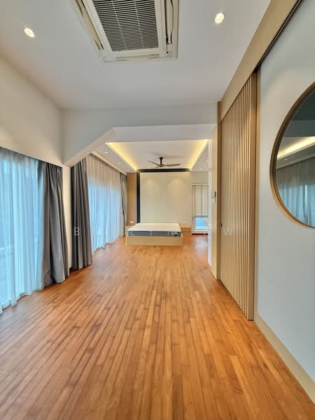 Stunning Punggol Seventeen Avenue Detached, Punggol Seventeenth Avenue, 6 Bedrooms, 6,000 sqft, Detached House For Sale, by Berlyn Aw, 500233201 - Bedroom - PropertyGuru.com.sg