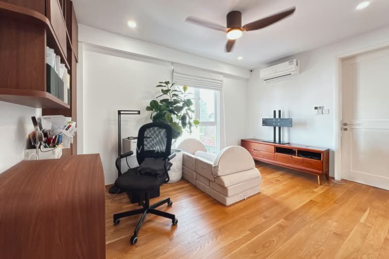 D19 New Semi-D Mint Condition with Lift & Pool, 6 Mins Walk to MRT, Newly Built 2023, Kingswear Avenue/ Cowdray Avenue/ Farleigh Avenue/ Serangoon Garden Estate, 6 Bedrooms, 4,800 sqft, Semi-Detached House For Sale, by Val Lin, 500233202 - Study - PropertyGuru.com.sg
