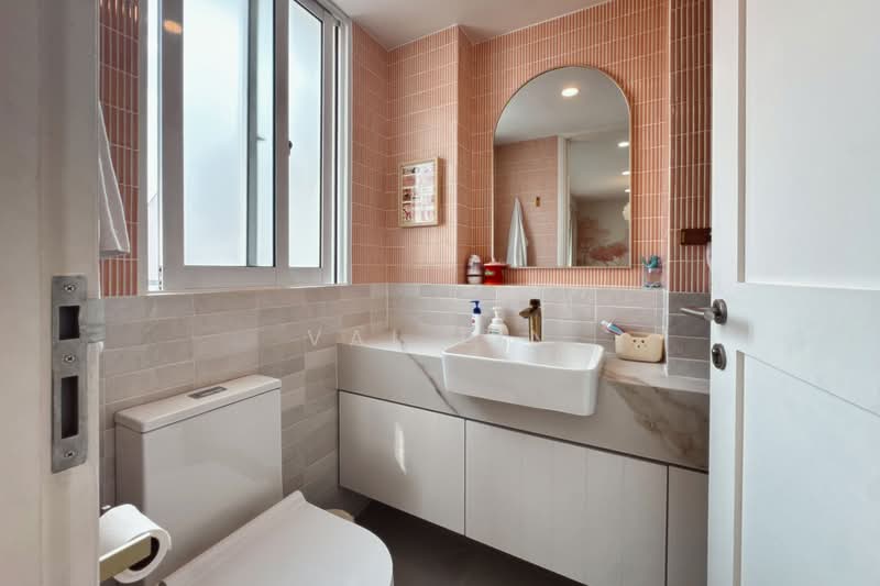 D19 New Semi-D Mint Condition with Lift & Pool, 6 Mins Walk to MRT, Newly Built 2023, Kingswear Avenue/ Cowdray Avenue/ Farleigh Avenue/ Serangoon Garden Estate, 6 Bedrooms, 4,800 sqft, Semi-Detached House For Sale, by Val Lin, 500233202 - Bathroom - PropertyGuru.com.sg