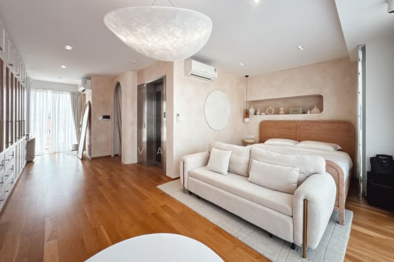 D19 New Semi-D Mint Condition with Lift & Pool, 6 Mins Walk to MRT, Newly Built 2023, Kingswear Avenue/ Cowdray Avenue/ Farleigh Avenue/ Serangoon Garden Estate, 6 Bedrooms, 4,800 sqft, Semi-Detached House For Sale, by Val Lin, 500233202 - Bedroom - PropertyGuru.com.sg
