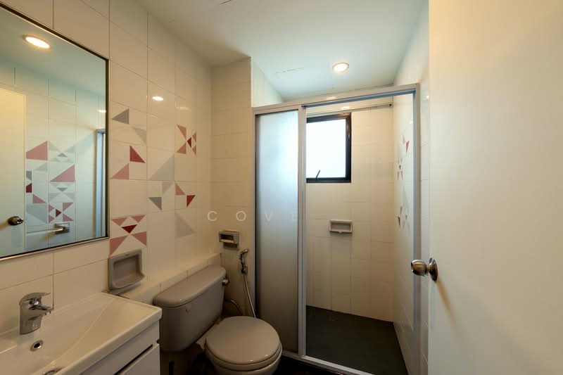The Regalia, 2 River Valley Close, Room Rental, 180 sqft, Condominium For Rent, by Cove, 500233205 - Bathroom - PropertyGuru.com.sg