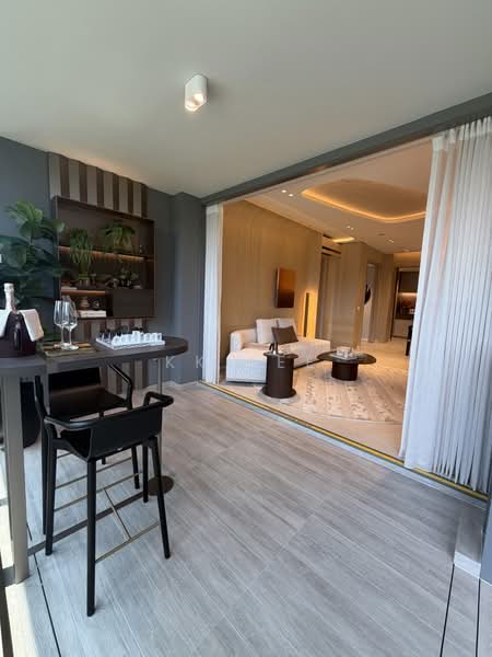 Union Square Residences, 28 Havelock Road,, 4 Bedrooms, 1,518 sqft, Condominium For Sale, by KK Lee, 500233206 - Balcony - PropertyGuru.com.sg