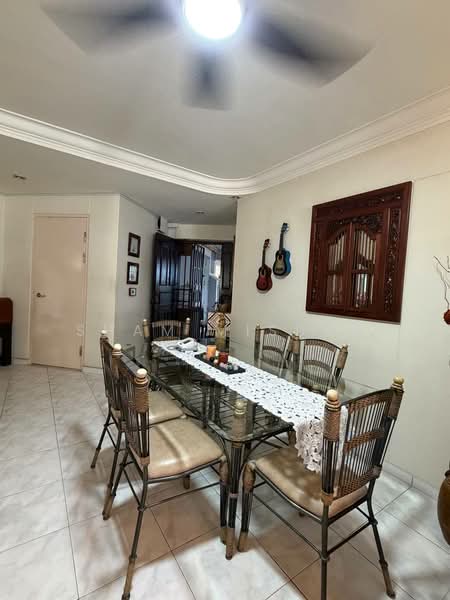 462 Choa Chu Kang Avenue 4, 462 Choa Chu Kang Avenue 4, Dairy Farm / Bukit Panjang / Choa Chu Kang, 4 Bedrooms, 1,323 sqft, HDB Flat For Sale, by Sham Misbah, 500233211 - Dining Room - PropertyGuru.com.sg
