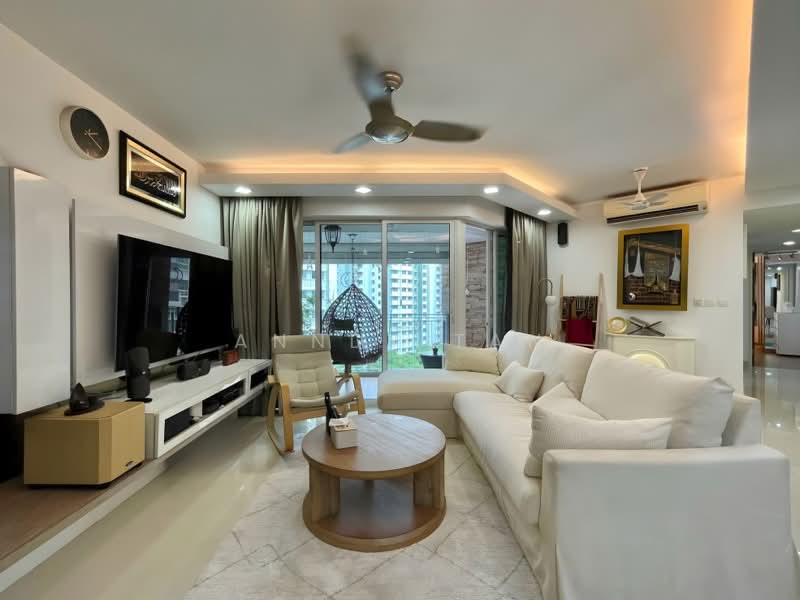 588D Ang Mo Kio Street 52, 588D Ang Mo Kio Street 52, 3 Bedrooms, 1,205 sqft, HDB Flat For Sale, by Anndy Tan, 500233216 - Living Room - PropertyGuru.com.sg