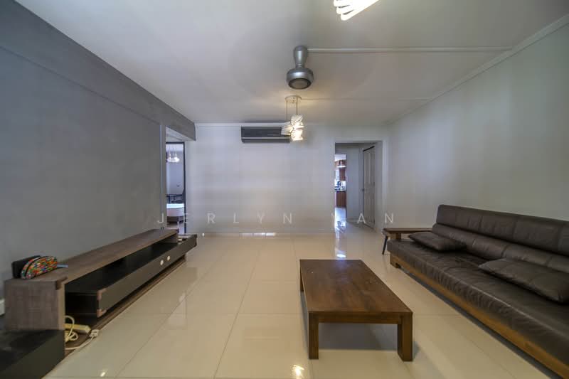 177 Ang Mo Kio Avenue 4, 177 Ang Mo Kio Avenue 4, 3 Bedrooms, 980 sqft, HDB Flat For Sale, by Jerlyn Yan, 500233220 - Living Room - PropertyGuru.com.sg