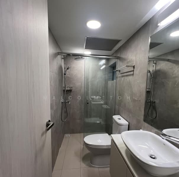 Cavenagh Lodge, 81 Cavenagh Road, 4 Bedrooms, 1,648 sqft, Apartment For Rent, by Malcolm Toh, 500233224 - Bathroom - PropertyGuru.com.sg