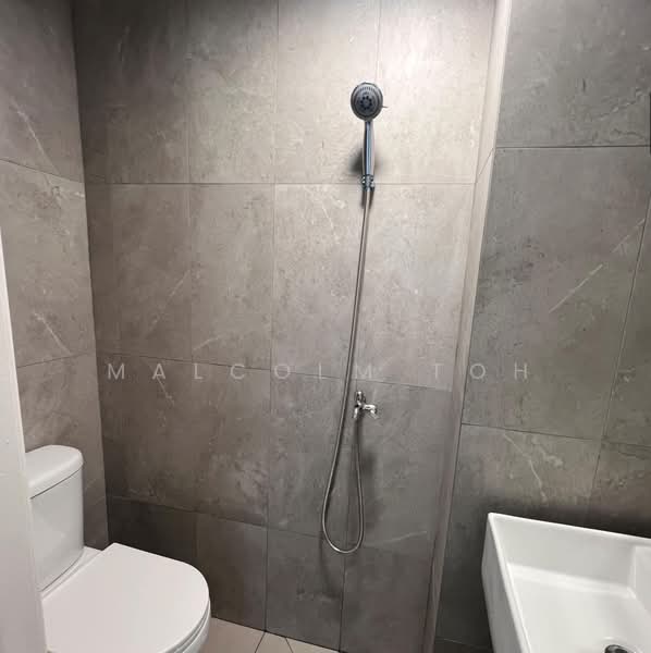 Cavenagh Lodge, 81 Cavenagh Road, 4 Bedrooms, 1,648 sqft, Apartment For Rent, by Malcolm Toh, 500233224 - Bathroom - PropertyGuru.com.sg
