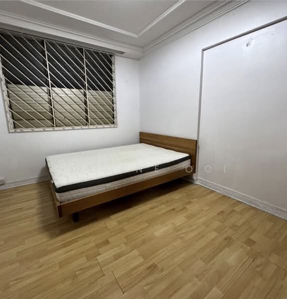 322 Bukit Batok Street 33, 322 Bukit Batok Street 33, Room Rental, 100 sqft, HDB Flat For Rent, by Edeline Ooi, 500233225 - Bedroom - PropertyGuru.com.sg