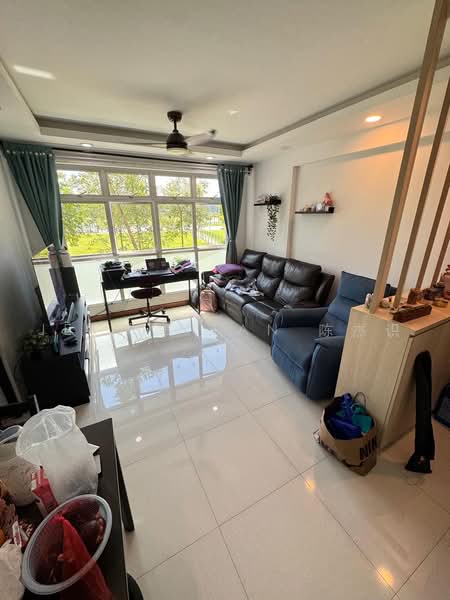661A Edgedale Plains, 661A Edgedale Plains, 3 Bedrooms, 731 sqft, HDB Flat For Sale, by Jessie Tan 陈杰识, 500233227 - Living Room - PropertyGuru.com.sg
