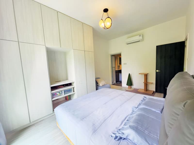 Landbay Condo, 9 Jalan Hajijah, 2 Bedrooms, 980 sqft, Condominium For Sale, by Nick Tan, 500233232 - Bedroom - PropertyGuru.com.sg