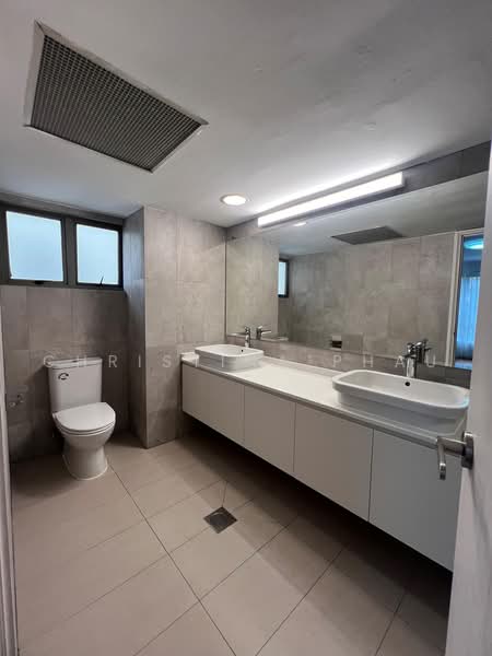 Cavenagh Lodge, 81 Cavenagh Road, 4 Bedrooms, 1,648 sqft, Apartment For Rent, by Christina Phau, 500233236 - Bathroom - PropertyGuru.com.sg
