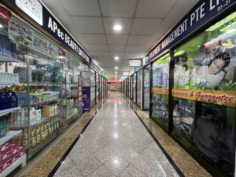 Coronation Shopping Plaza, 587 Bukit Timah Road, 2,066 sqft, Mall Shop For Sale, by Alvin Chua, 500233242 - Corridor - CommercialGuru.com.sg