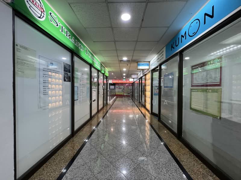 Coronation Shopping Plaza, 587 Bukit Timah Road, 2,066 sqft, Mall Shop For Sale, by Alvin Chua, 500233242 - Corridor - CommercialGuru.com.sg