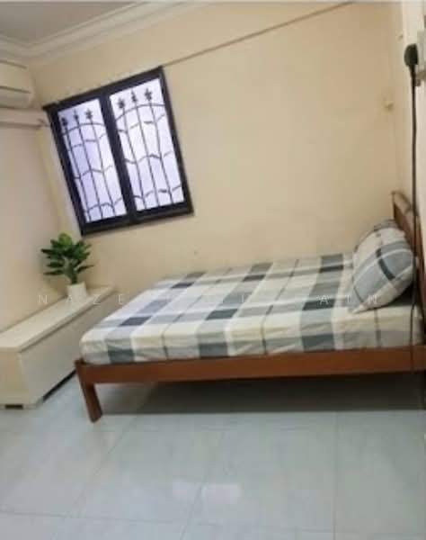 2 Lorong Lew Lian, 2 Lorong Lew Lian, 2 Bedrooms, 700 sqft, HDB Flat For Rent, by Nazeer Hussain, 500233243 - Bedroom - PropertyGuru.com.sg