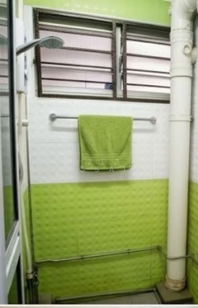 2 Lorong Lew Lian, 2 Lorong Lew Lian, 2 Bedrooms, 700 sqft, HDB Flat For Rent, by Nazeer Hussain, 500233243 - Bathroom - PropertyGuru.com.sg