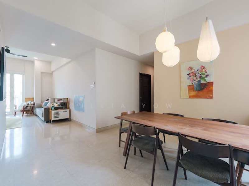 Cavendish Park, 16 Pine Grove, 3 Bedrooms, 1,410 sqft, Condominium For Sale, by Cillia Yow, 500233260 - Living Room - PropertyGuru.com.sg