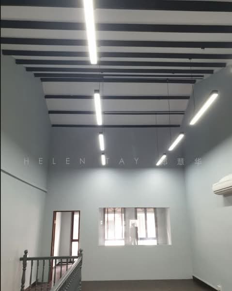 Sago Street : Retail, 17, 1,910 sqft, Shop / Shophouse For Rent, by Helen Tay 郑慧华, 500233272 - CommercialGuru.com.sg