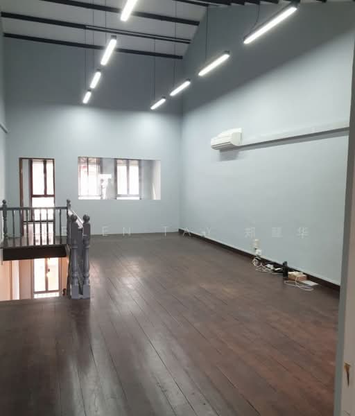 Sago Street : Retail, 17, 1,910 sqft, Shop / Shophouse For Rent, by Helen Tay 郑慧华, 500233272 - CommercialGuru.com.sg