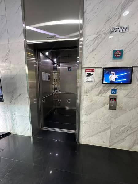 First Centre, 50 Serangoon North Avenue 4, 797 sqft, Light Industrial (B1) For Rent, by Vivien Mok (莫琍清), 500233278 - Lobby - CommercialGuru.com.sg