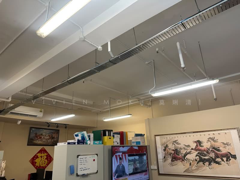 First Centre, 50 Serangoon North Avenue 4, 797 sqft, Light Industrial (B1) For Rent, by Vivien Mok (莫琍清), 500233278 - Interior - CommercialGuru.com.sg
